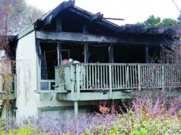 Fire damages Seacliff apartment building