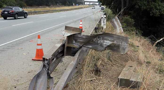 Man dies in solo-vehicle crash on Hwy 1
