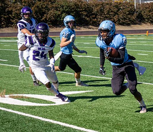 Weekend roundup, 11/05: Seahawks claw Jaguars for Golden Coast Conference win