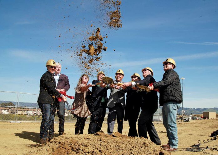 hillcrest homes groundbreaking