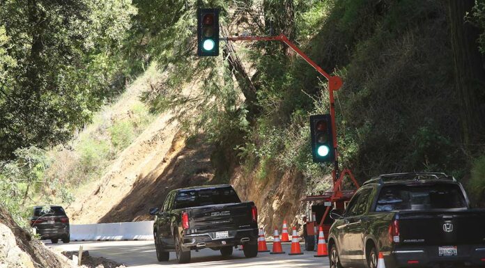 highway 152 reopen landslide