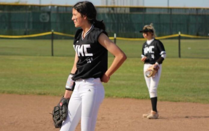 brooke ramirez ariyah morgan north monterey county high school softball condors