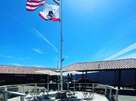 East Lake Village Shopping center in Watsonville California featuring Uncie Ros wood fired pizza.