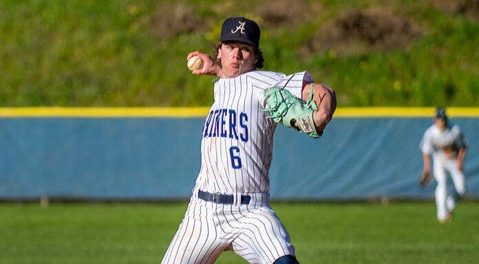Mariners win back-to-back SCCAL baseball titles