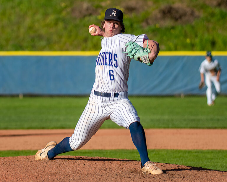 Mariners win back-to-back SCCAL baseball titles