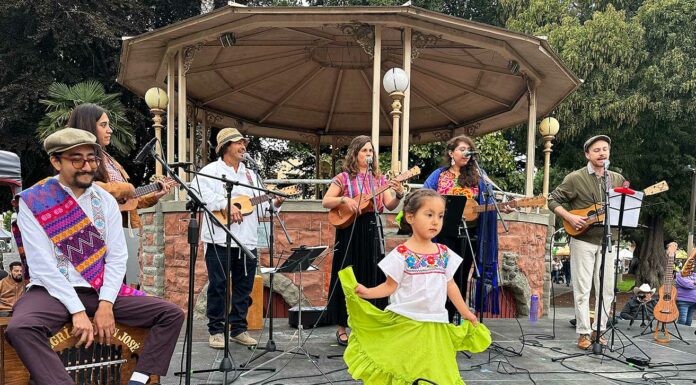 mexican independence day watsonville plaza