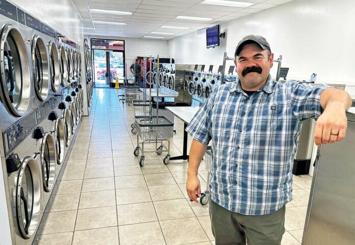 robert ruiz laundry room east lake village shopping center