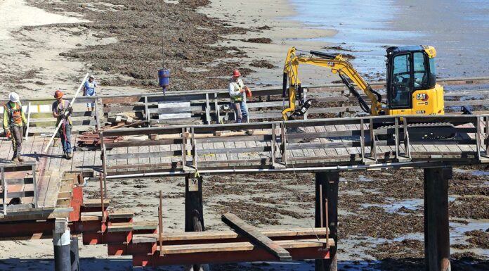 capitola wharf repairs