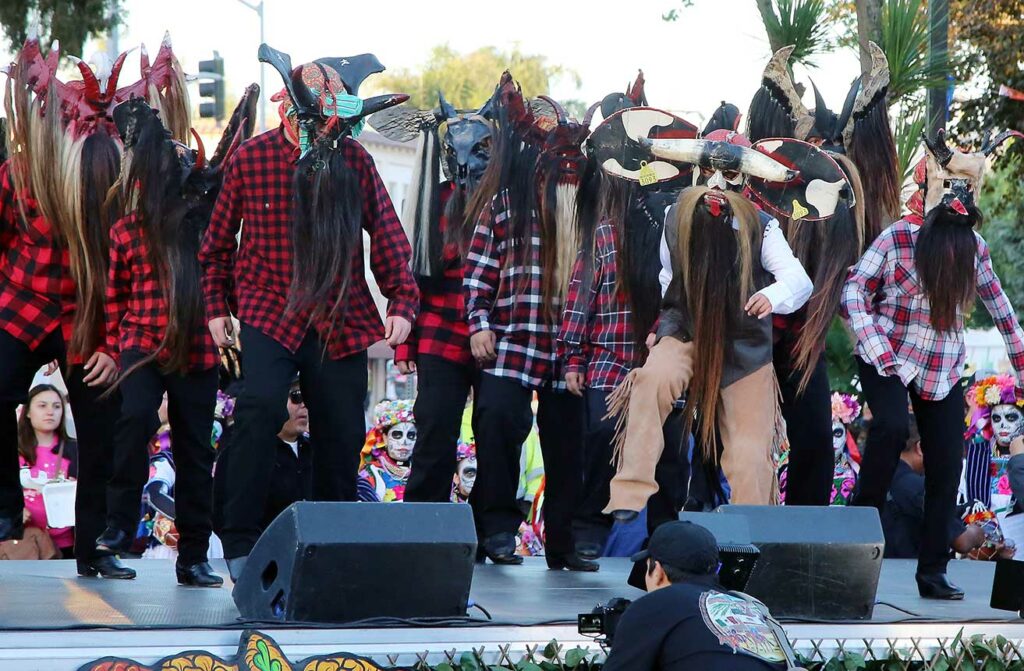 dia de los muertos watsonville plaza