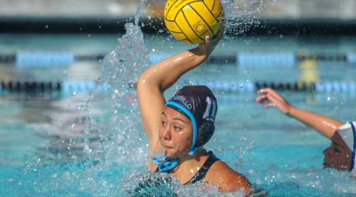 Seahawks return to the pool with a vengeance | Women’s water polo
