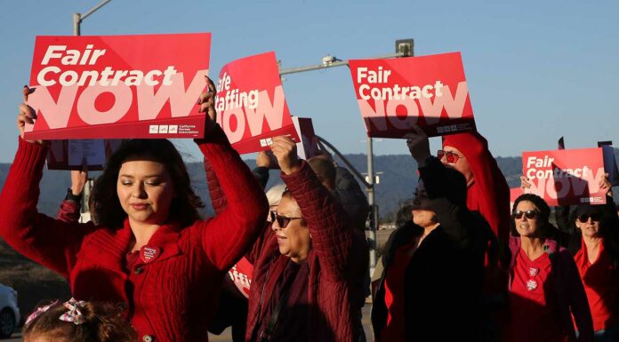 watsonville community hospital nurses picket