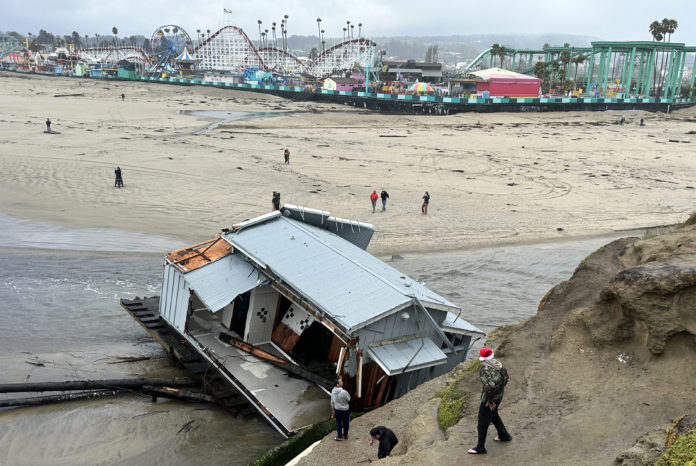 wharf restroom best Tues