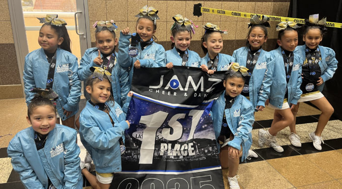 Watsonville Jr ‘Catz Junior Pee Wee cheer wins third straight JAMZ Youth Nationals title