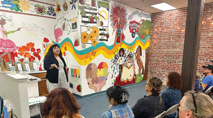 People hear about PV Arts' Teen Artés program in the organization's Porter Building.